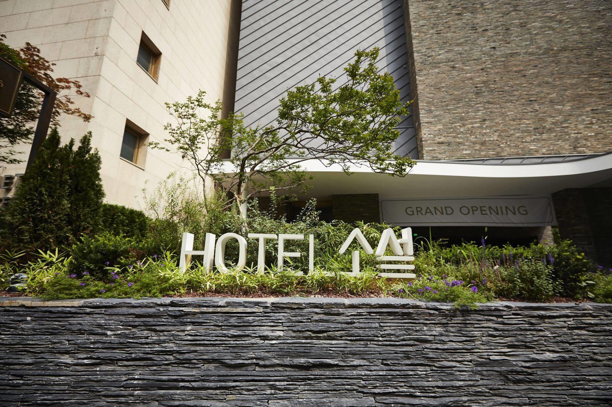 Snow Hotel Seul Exterior foto